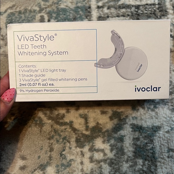 Ivoclar VivaStyle Teeth Whitening Kit - Picture 7 of 12
